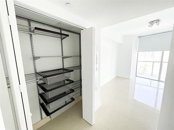 3rd image of 495 Brickell Ave APT 2611