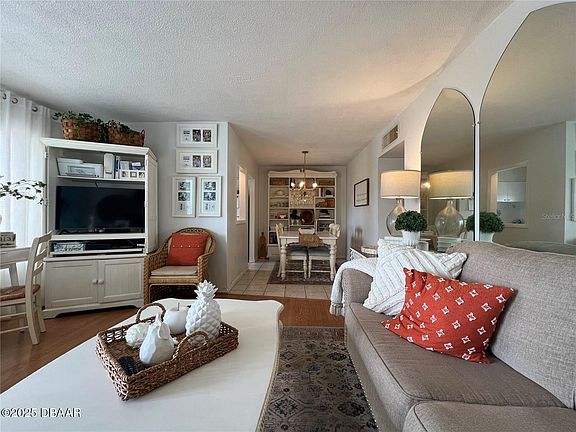 3rd image of 3015 N Halifax Ave #22