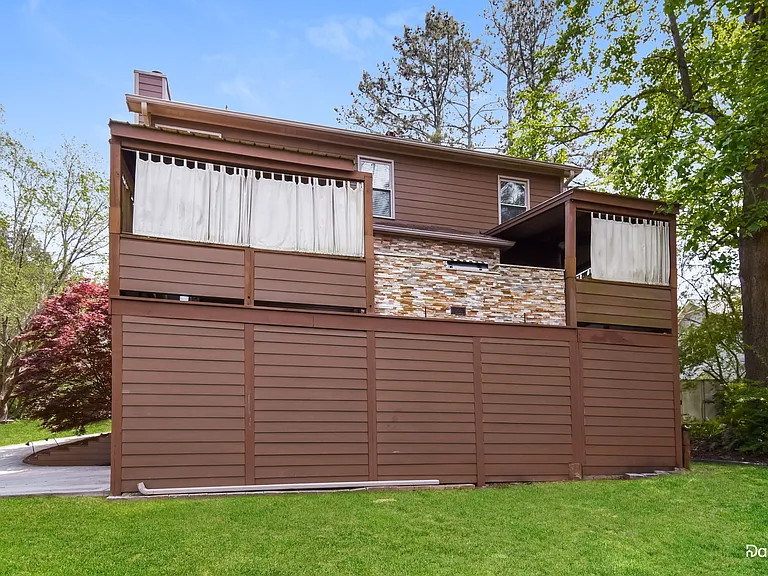 4609 Pine Harbor Ct NE — Photo 14
