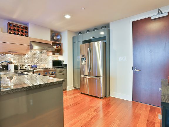 4th image of 88 E San Fernando St Unit 2003