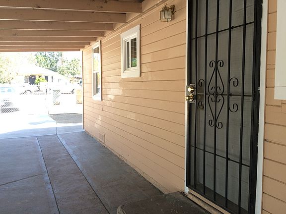 2nd image of 415 Jeffrey St