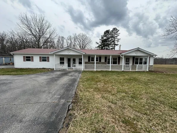 1462 Pennsylvania Ave, Jamestown, TN 38556