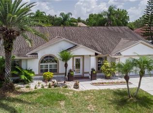 9211 Mill Cir, Tampa, FL 33647