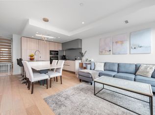 138 Woodstock Ave W, Vancouver, BC V5Y 2R6