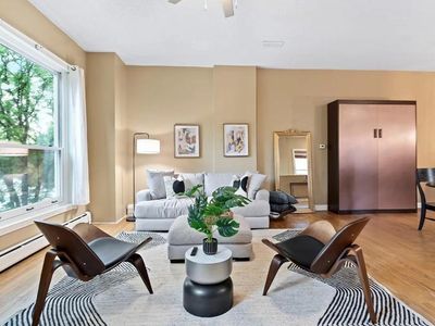 721 27th St APT A, Denver, CO, 80205