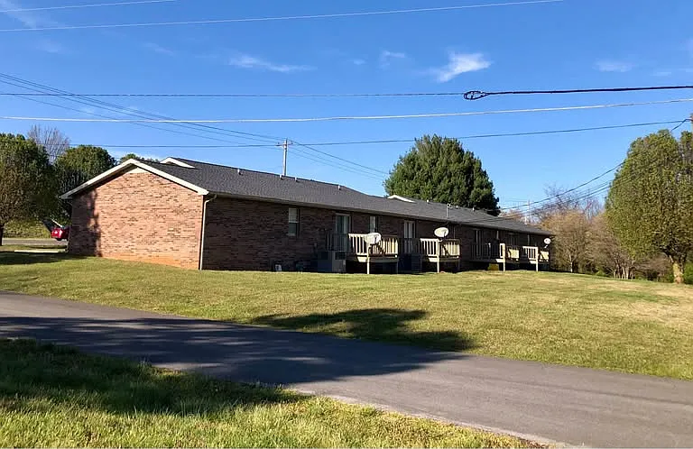 2606 Mayfield Dr #2606 — Photo 4