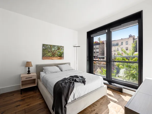 155 West 18th Street image 2 of 10