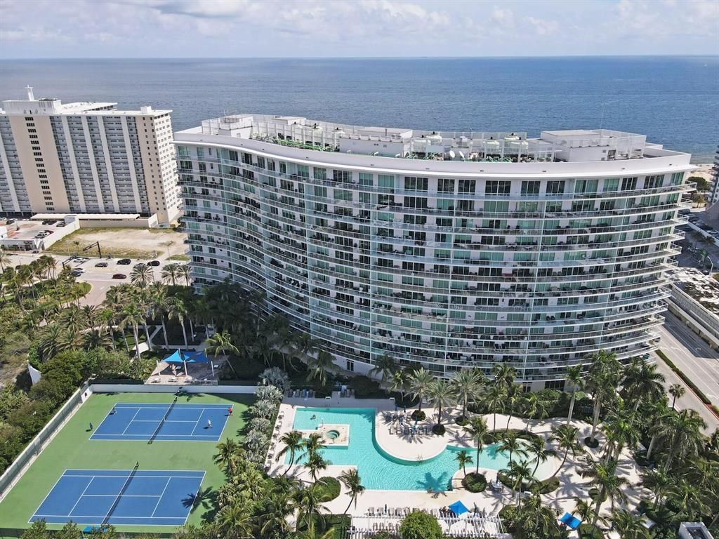 1 N Ocean Boulevard #813, photo 3