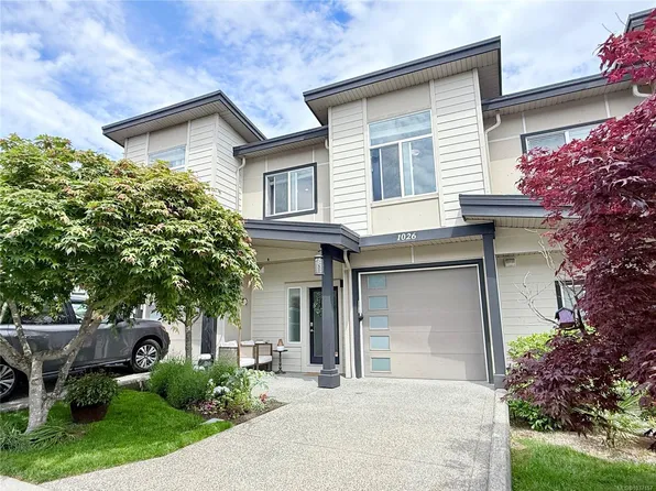 1026 Boeing Close, Langford, BC V9B 0R2