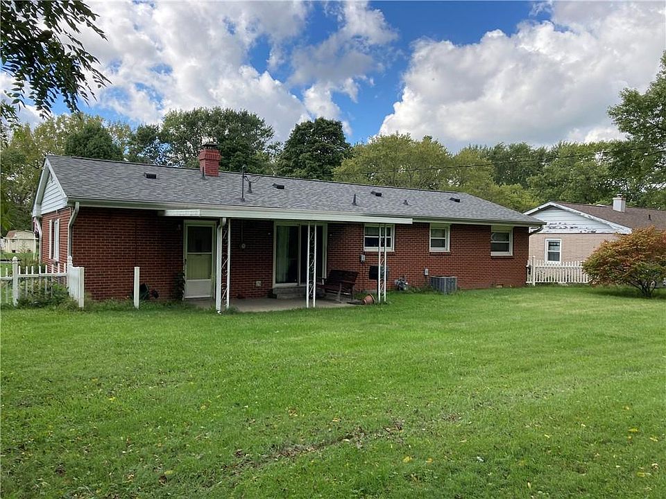 2nd image of 4718 Reed Dr