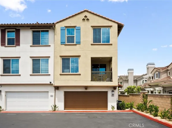 19101 Bluewave Ct, Huntington Beach, CA 92648