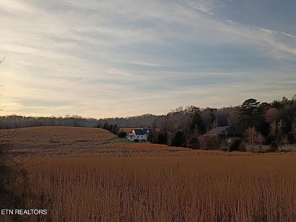 2nd image of 1066 River Rd