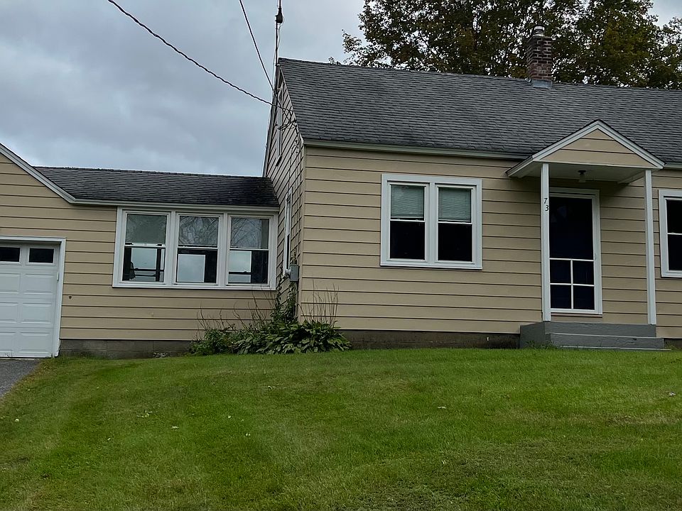 Facing Golden Hill Rd