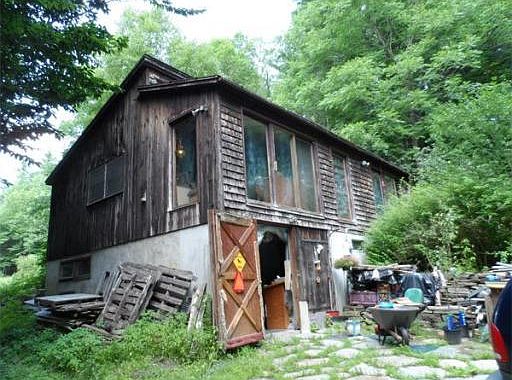 2nd image of 14 Fisk Rd