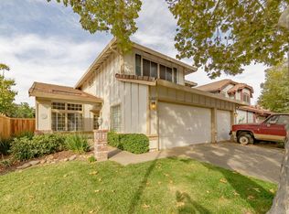 8826 Starfall Way, Elk Grove, CA 95624