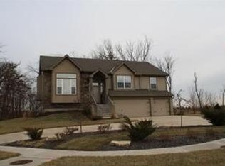 11035 N Madison Ave, Kansas City, MO 64155