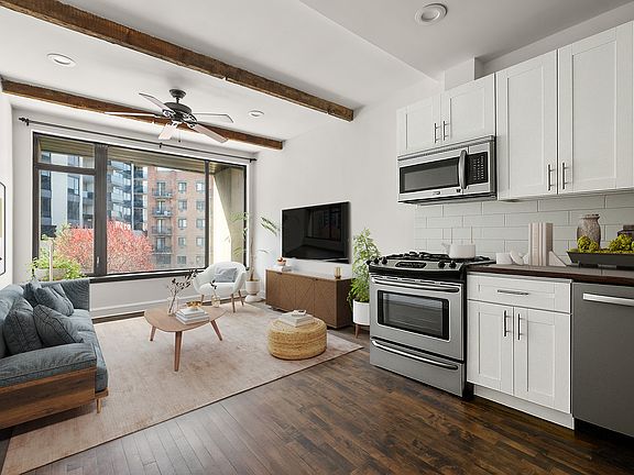 2nd image of 18-10 Astoria Blvd #2N