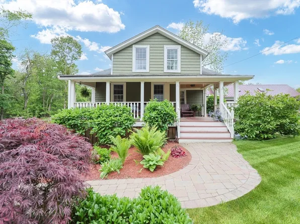 21 Witherell Pl, Plainville, MA 02762