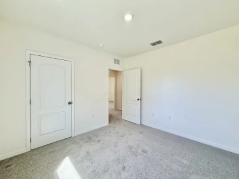 1374 Holodak Dr — Photo 27