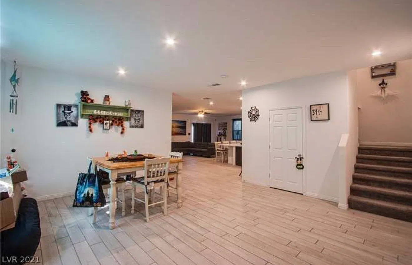 3862 E Weld Ave — Photo 1