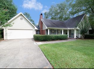 106 Melissa Ln, Hattiesburg, MS 39402