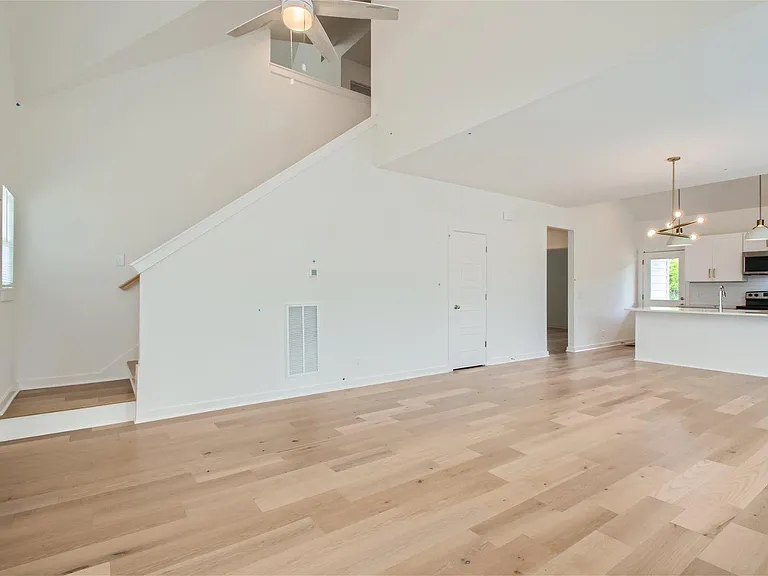 1140 Alcove Way — Photo 10