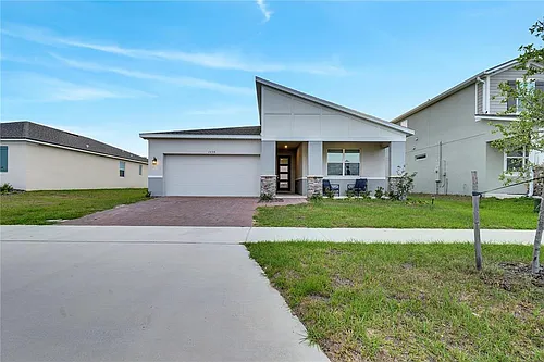 1098 Boardwalk Pl Photo 1