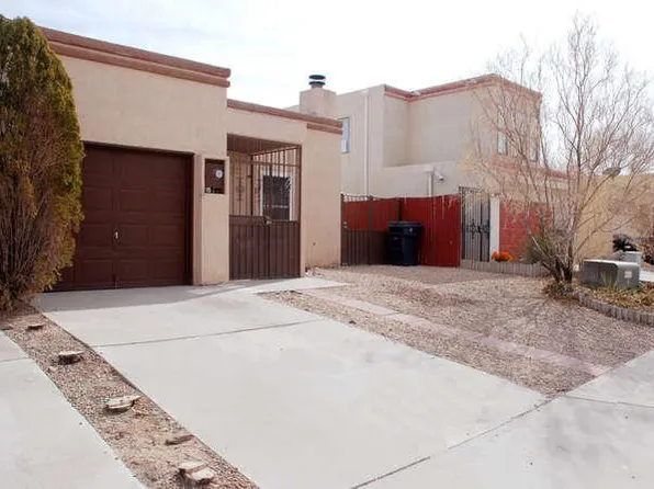 7104 Cleghorn Rd NW, Albuquerque, NM 87120