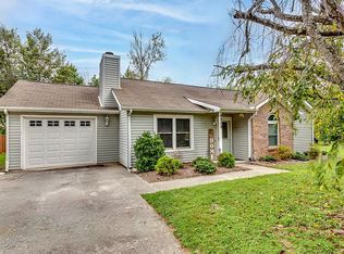 8809 Flintlock Rd, Knoxville, TN 37931