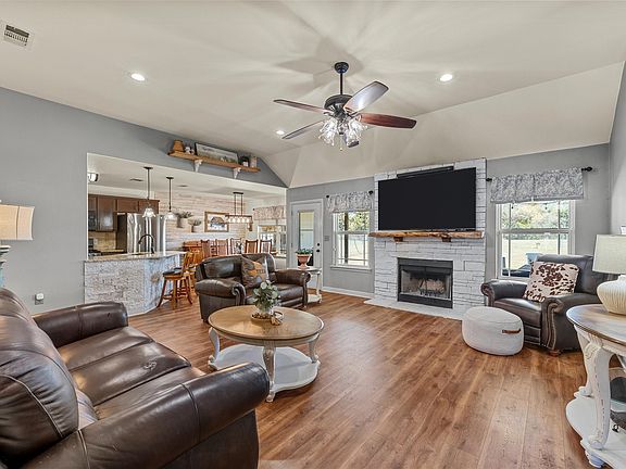 4th image of 248 Rabbit Shadow Trl