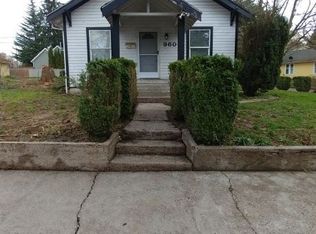 960 20th St NE, Salem, OR 97301