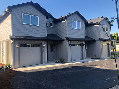 2616 Ross Ln Photo 1