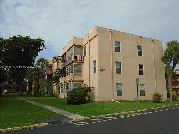 4th image of 8390 Lagos De Campo Blvd APT 103