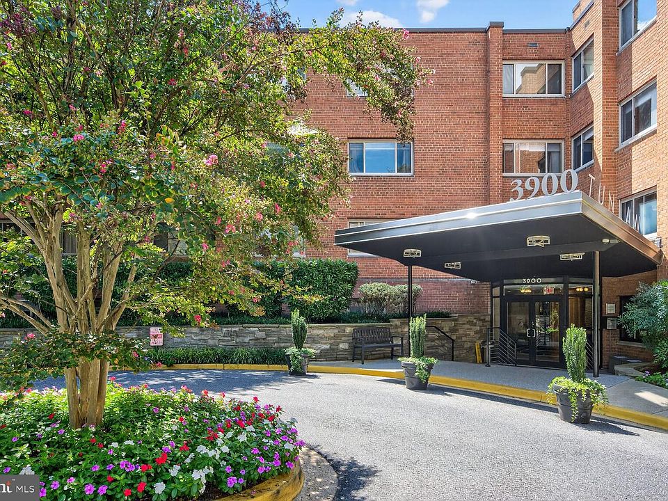 1st image of 3900 Tunlaw Rd NW APT 103