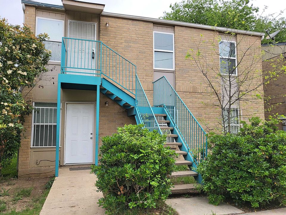 1st image of 518 Briggs St #402