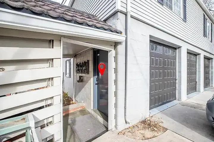 4985 1/2 S Holladay Blvd — Photo 28