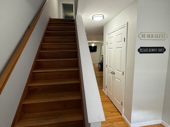 25 Maiden Ln #B