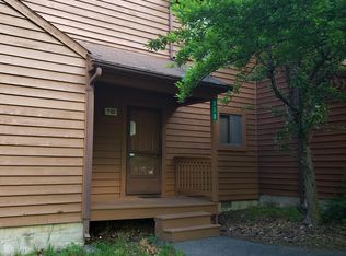 510 Wales Ct, Bushkill, PA 18324