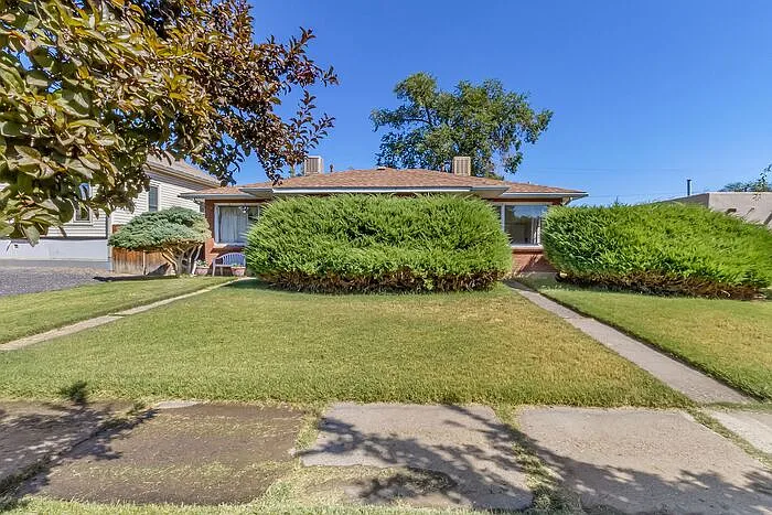 1 bed, 1.0 bath, $1,350 — Photo 3
