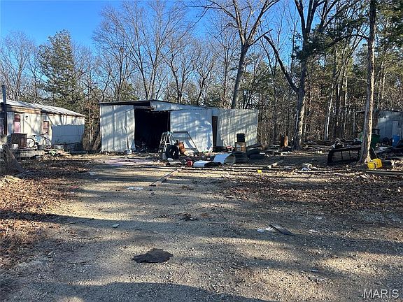 2nd image of 470 Cedar View Dr