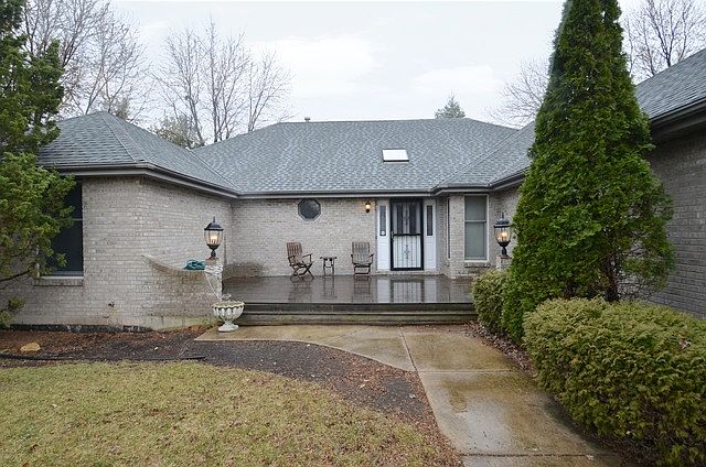 1st image of 15921 S Aberdeen Dr