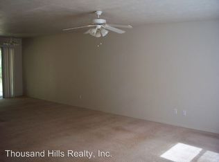 1029 Sleepy Hollow Rd, Merriam Woods Village, MO 65740