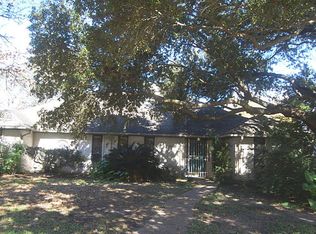 7902 Gulfton St, Houston, TX 77036