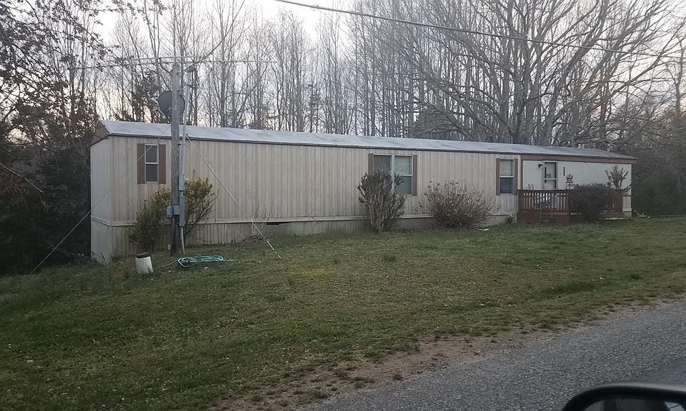 1st image of 153 Lakeview Ln
