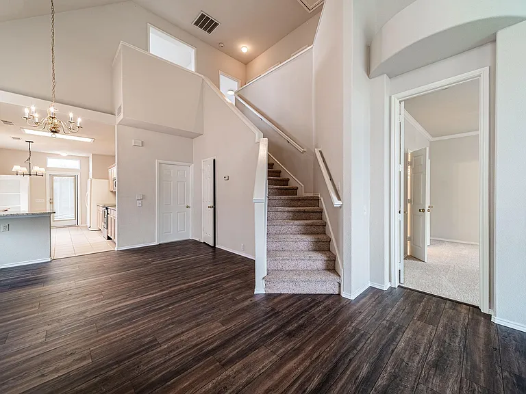 6870 Winston Dr — Photo 12