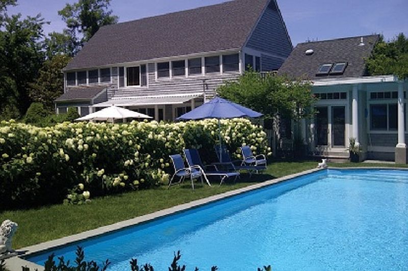 4424 Noyac Road (450' Flag Driveway), Sag Harbor, NY 11963 | Out East