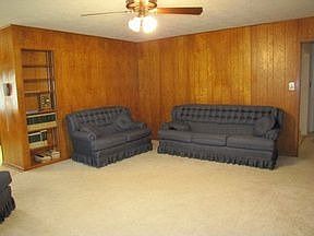 5th image of 2925 Encino Ave