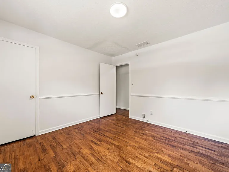 3940 Hubert Dr — Photo 24