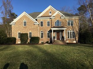 105 Pickett Pl, Yorktown, VA 23693