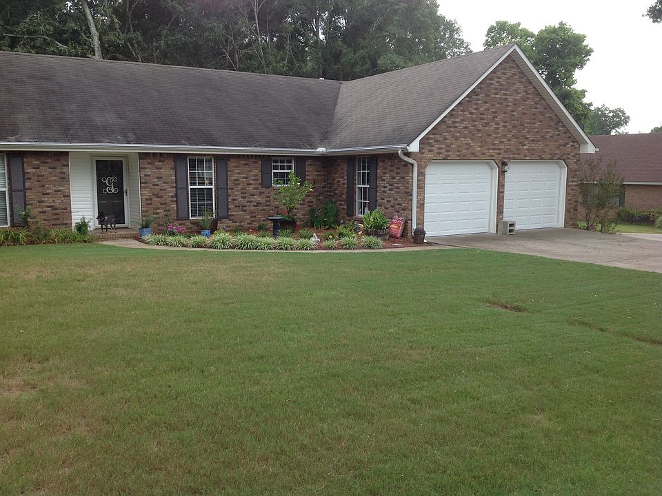 1st image of 132 Greer Dr